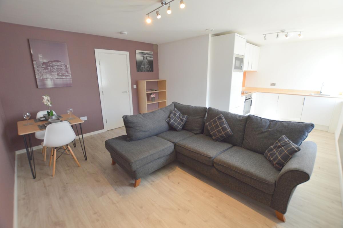 2 bedroom apartment on Heaton Road, Heaton, Newcastle