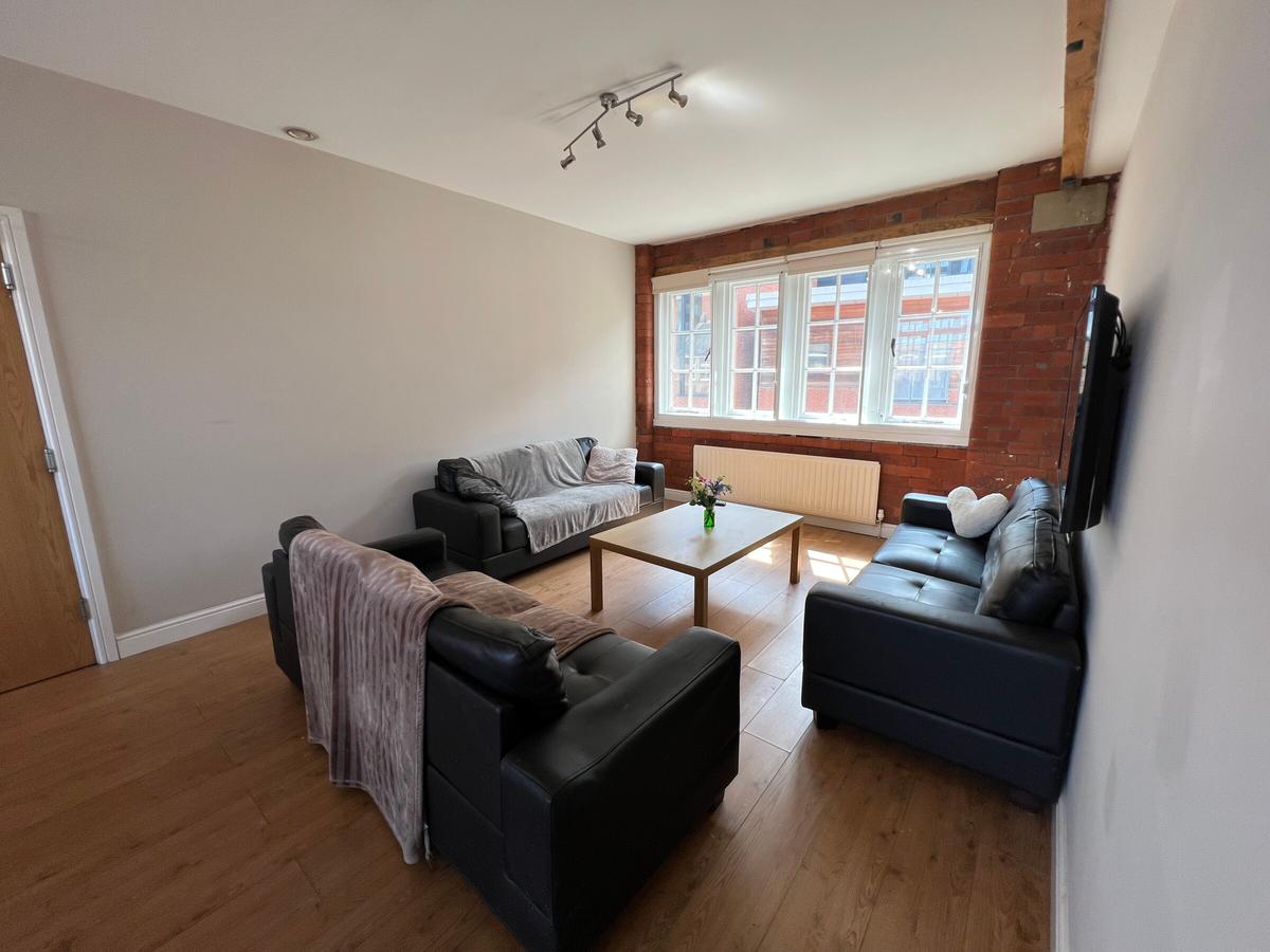 8 bedroom apartment for rent Bells Square, Sheffield, S1 2FY UniHomes