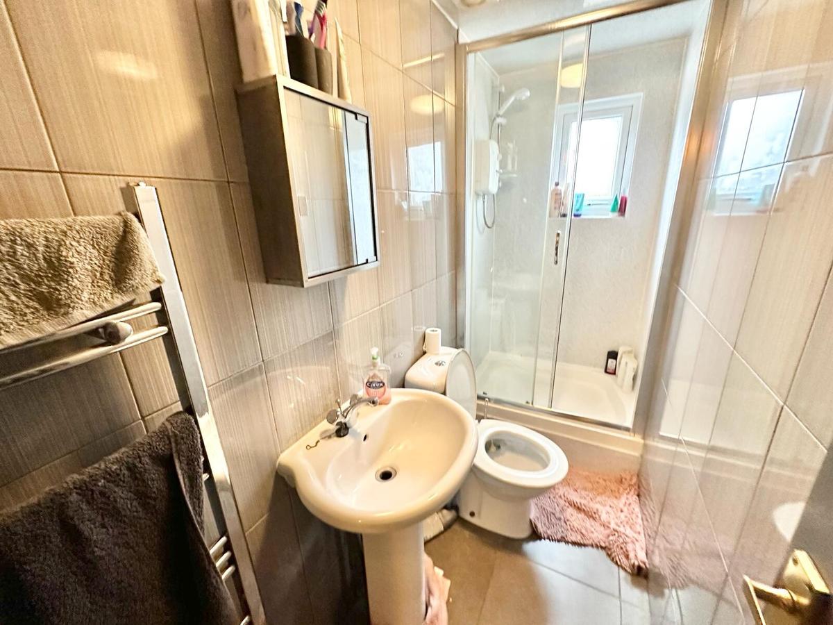 6 bedroom house for rent Dawlish Road Birmingham, B29 7AH UniHomes