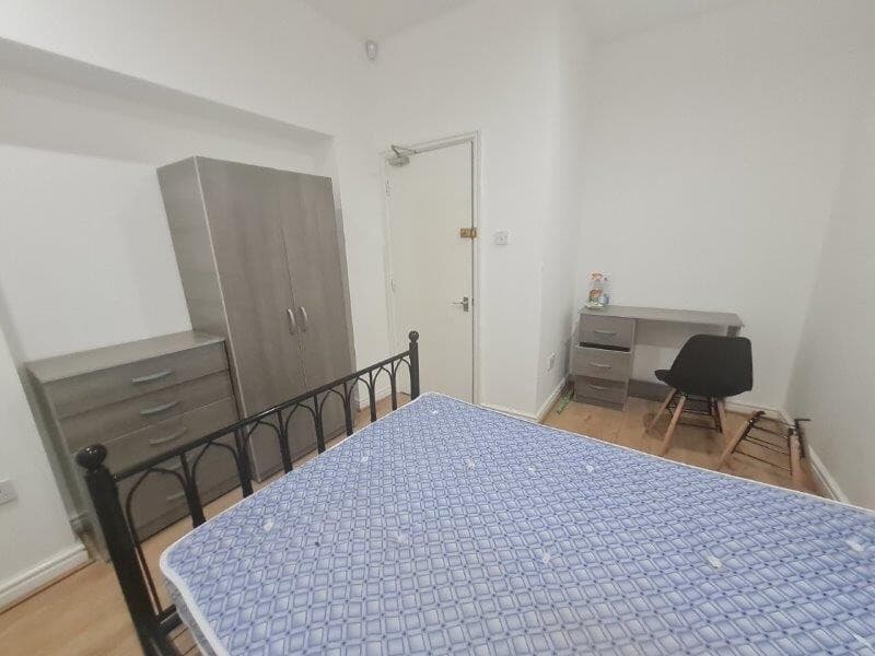 12 bedroom house for rent Birch Grove, Manchester, M14 5JY UniHomes