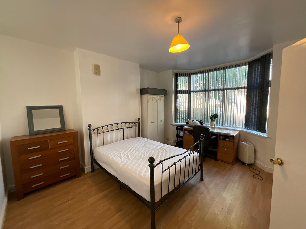 5 bedroom house for rent Harlaxton Drive, Nottingham, NG7 1JE UniHomes