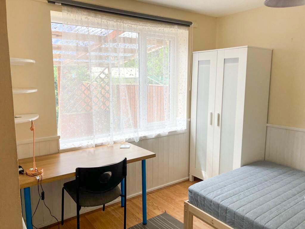 4 bedroom house for rent Kewstoke Road, Bath, BA2 5PU UniHomes