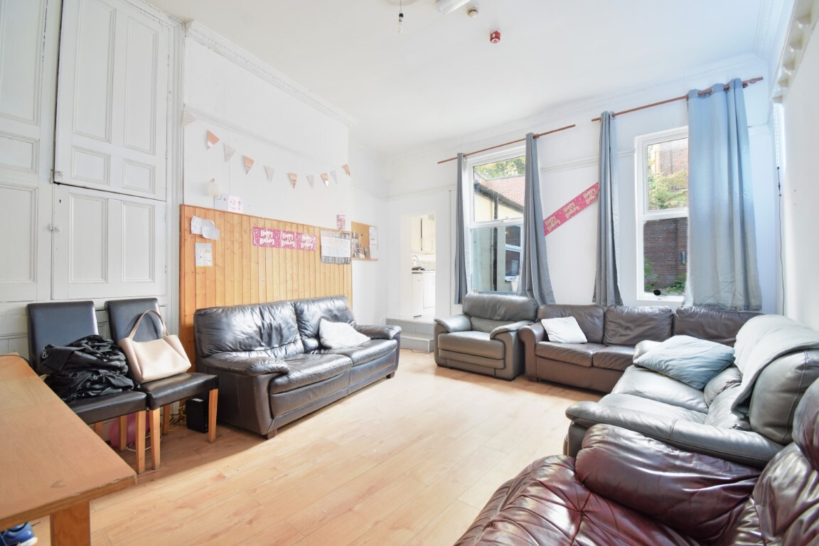 9 bedroom house for rent Glossop Road, Sheffield, S10 2JD UniHomes