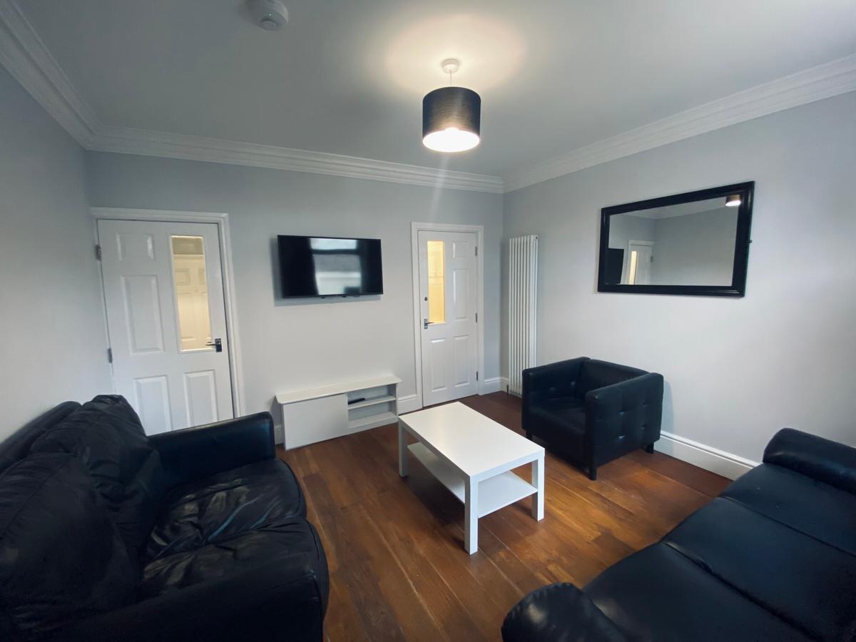 5 bedroom house on Walton Road, Ecclesall, Sheffield