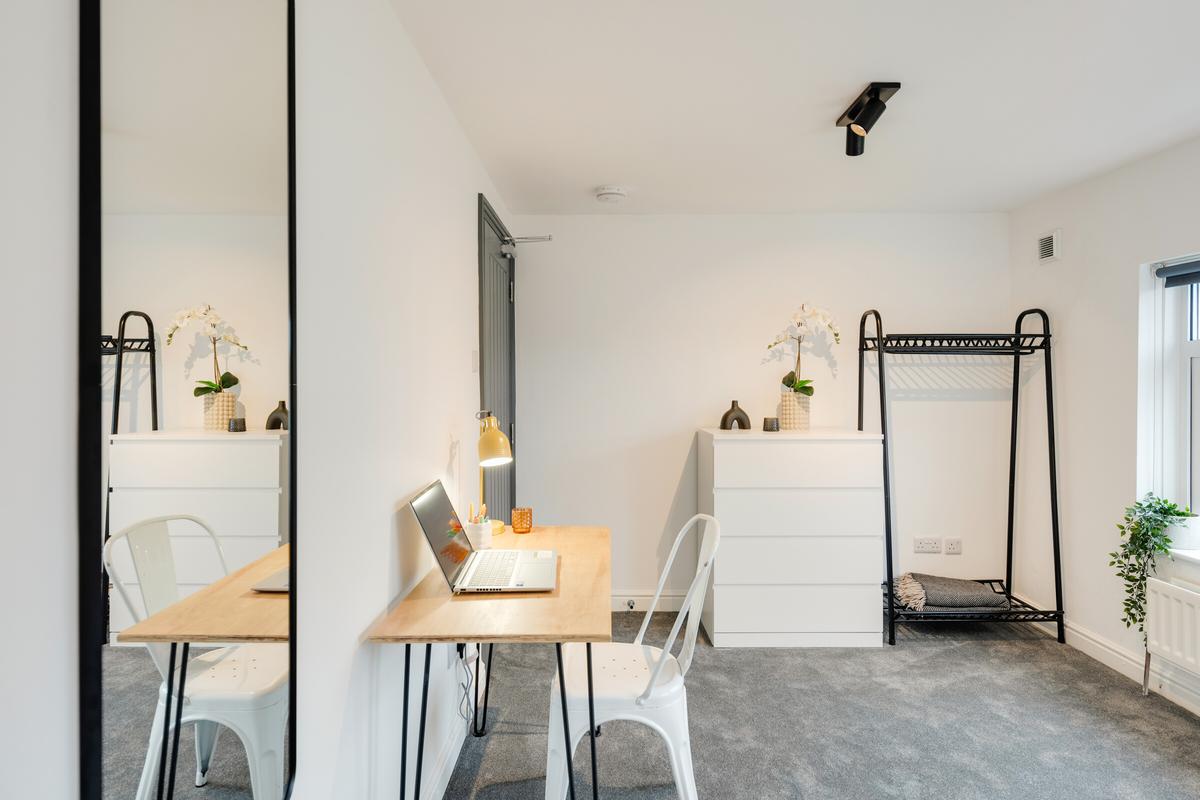 6 bedroom house for rent Gayner Road, Bristol, BS7 0SP UniHomes