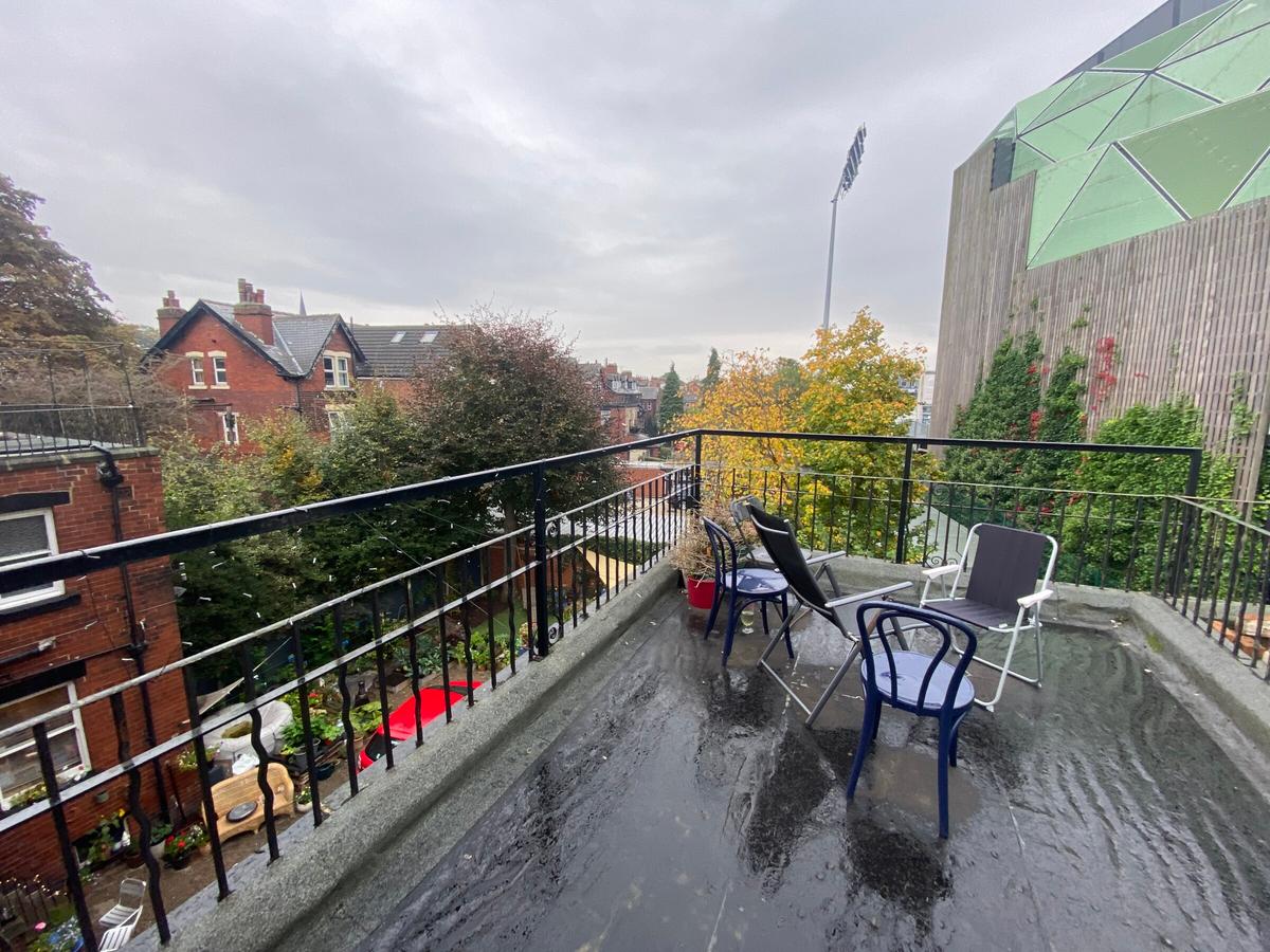 6 bedroom house for rent Kirkstall Lane, Leeds, LS6 3DP UniHomes