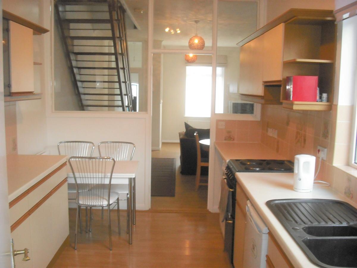 3 bedroom house for rent Samuel Road, Portsmouth, PO1 5QB UniHomes