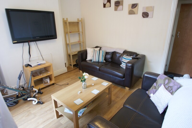 4 bedroom house for rent Welton Place, Leeds, LS6 1EW UniHomes