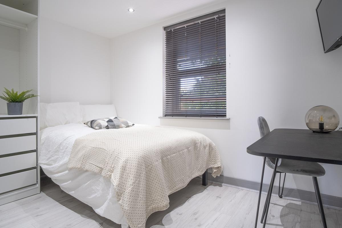 6 bedroom house on Coulson Road, High Street, Lincoln