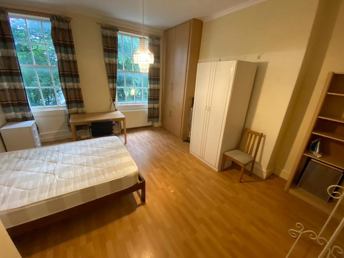 2 bedroom apartment for rent Blenheim Square, Leeds, LS2 9AR UniHomes