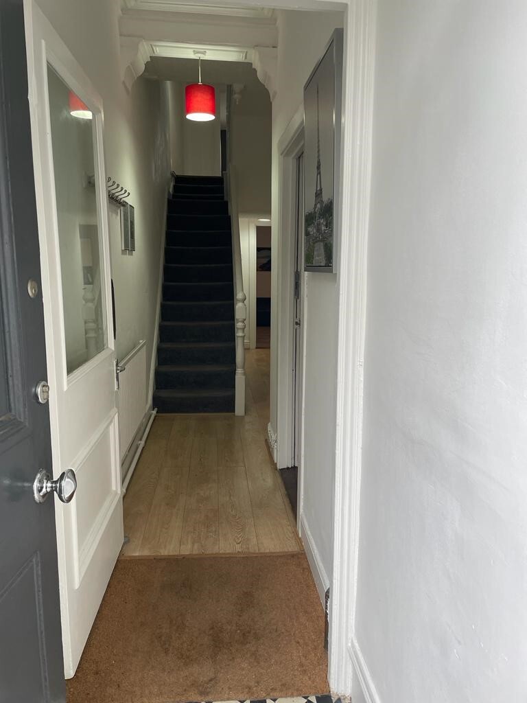 6 bedroom house for rent St. Helens Avenue, Swansea, SA1 4ND UniHomes