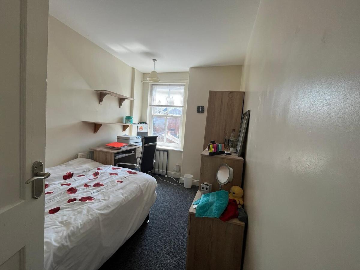 4 bedroom house for rent Beaconsfield Road Leicester, LE3 0FE UniHomes