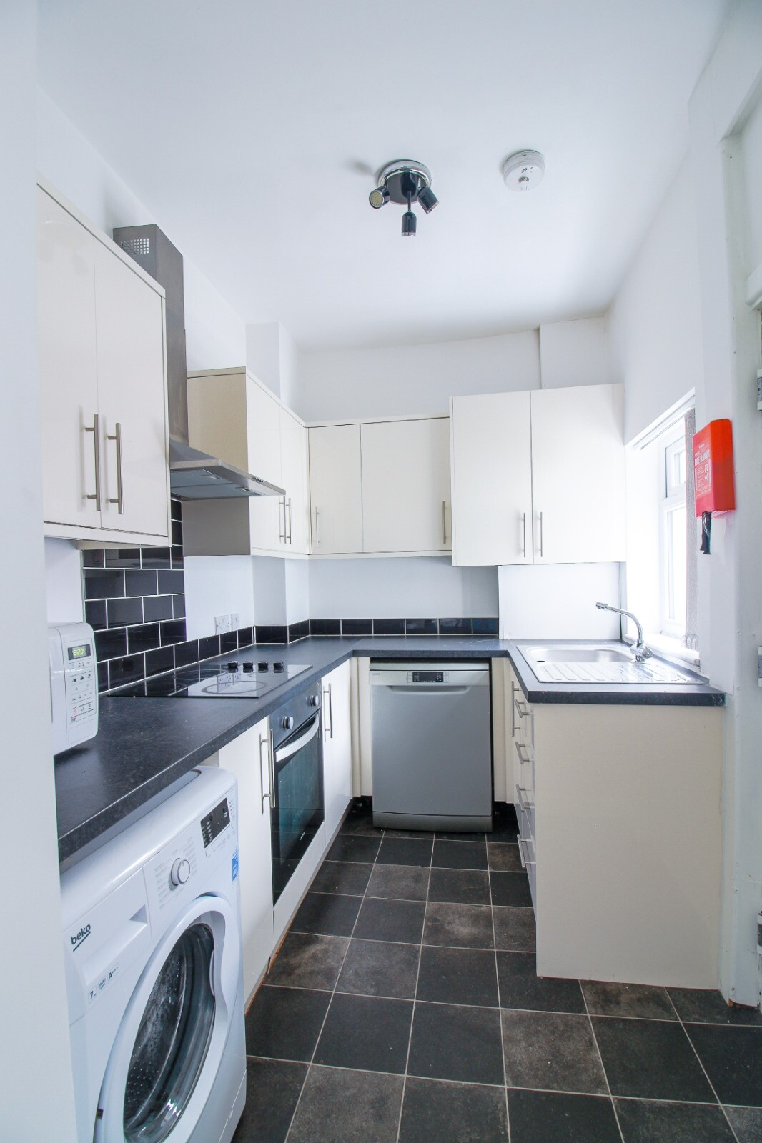 4 bedroom house for rent Abbeydale Road, Sheffield, S7 1FE UniHomes