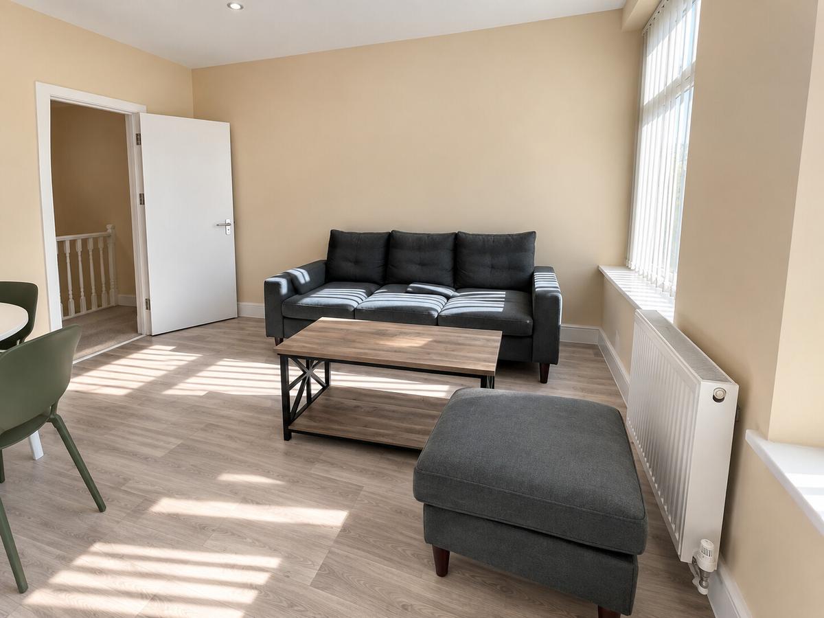2 bedroom house on St. Helens Avenue, Brynmill, Swansea