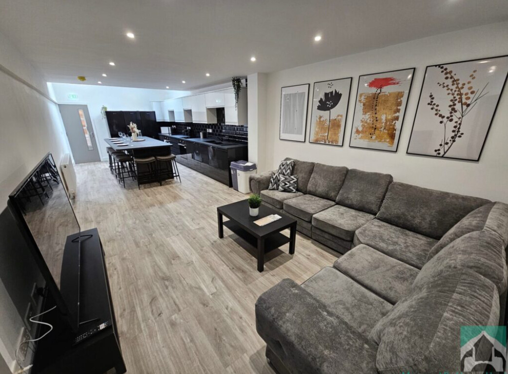 8 bedroom house on Tiverton Road, Selly Oak, Birmingham
