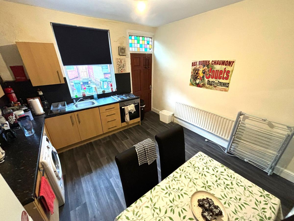 4 bedroom house for rent Welton Grove, Leeds, LS6 1ES UniHomes