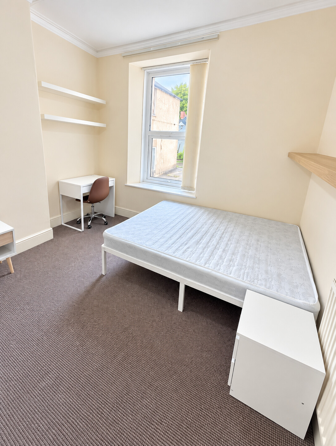 12 bedroom house on Glynrhondda Street, Cathays, Cardiff