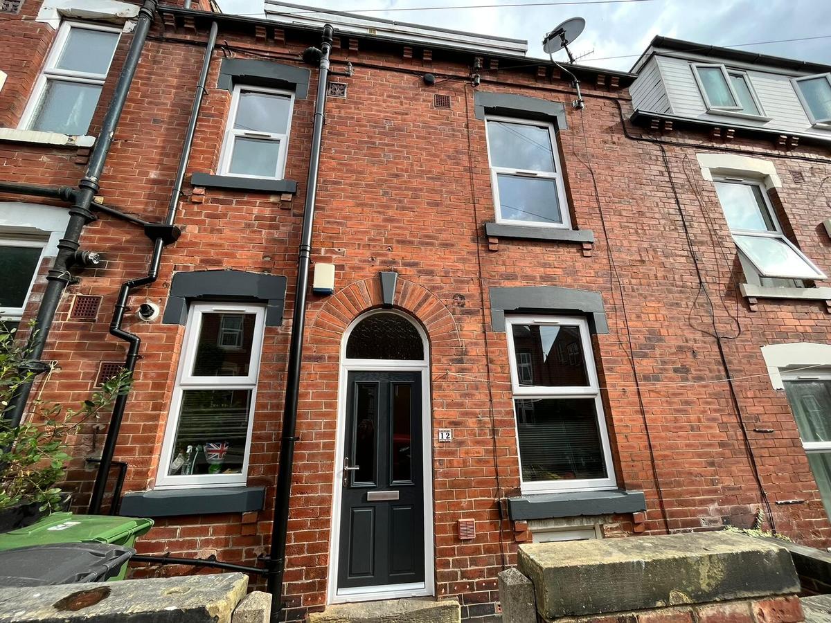 4 bedroom house for rent Pennington Grove, Leeds, LS6 2JL UniHomes