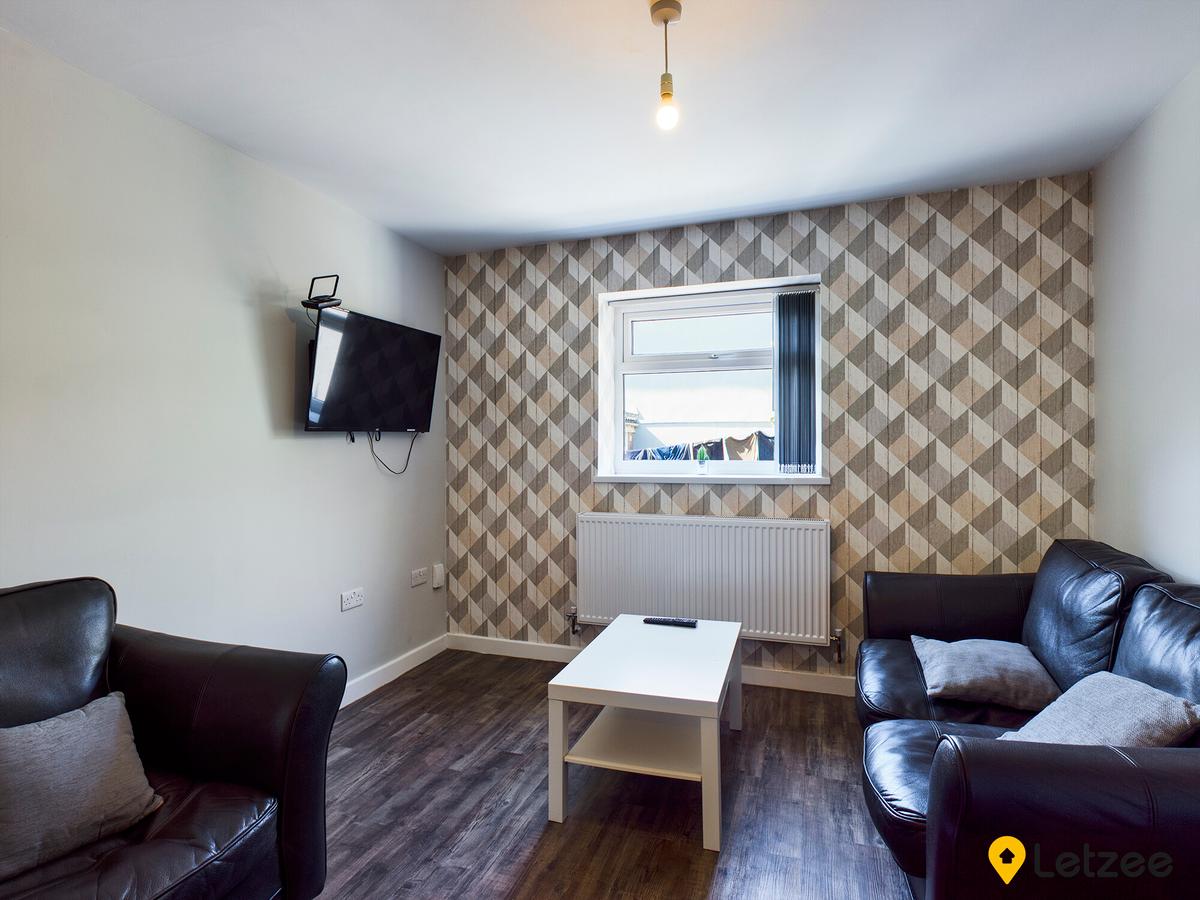 1 bedroom apartment on Fabian Way, Port Tennant, Swansea
