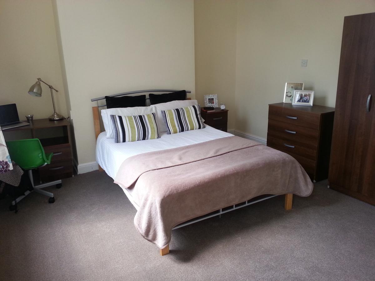 2 bedroom house on Wellington Terrace, Lenton, Nottingham