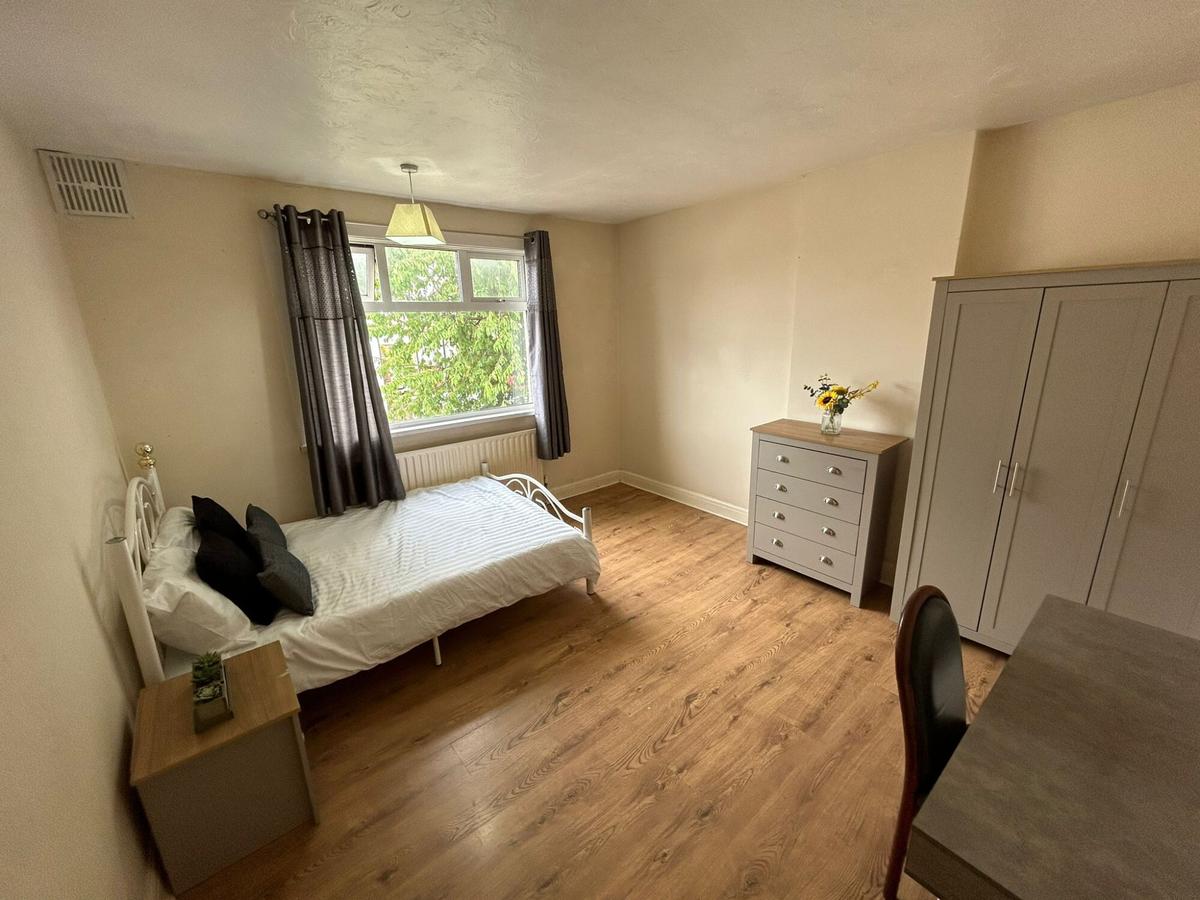 3 bedroom house for rent Buckingham Road, Leeds, LS6 1BP UniHomes