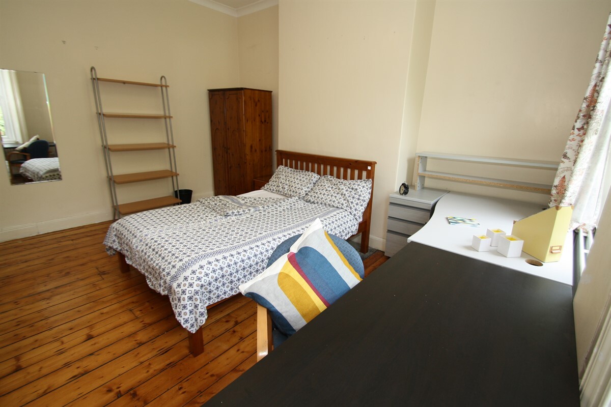5 bedroom house for rent Chester Crescent, Newcastle, NE2 1DH UniHomes