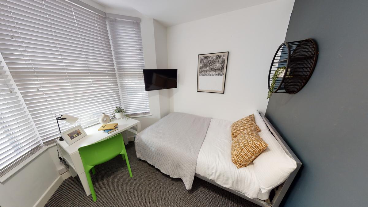 7 bedroom house for rent Maxton Road, Liverpool, L6 6BJ UniHomes