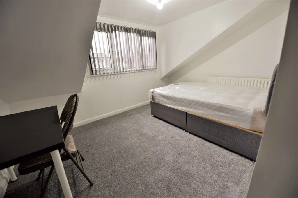 6 bedroom house for rent Beamsley Mount, Leeds, LS6 1LR UniHomes