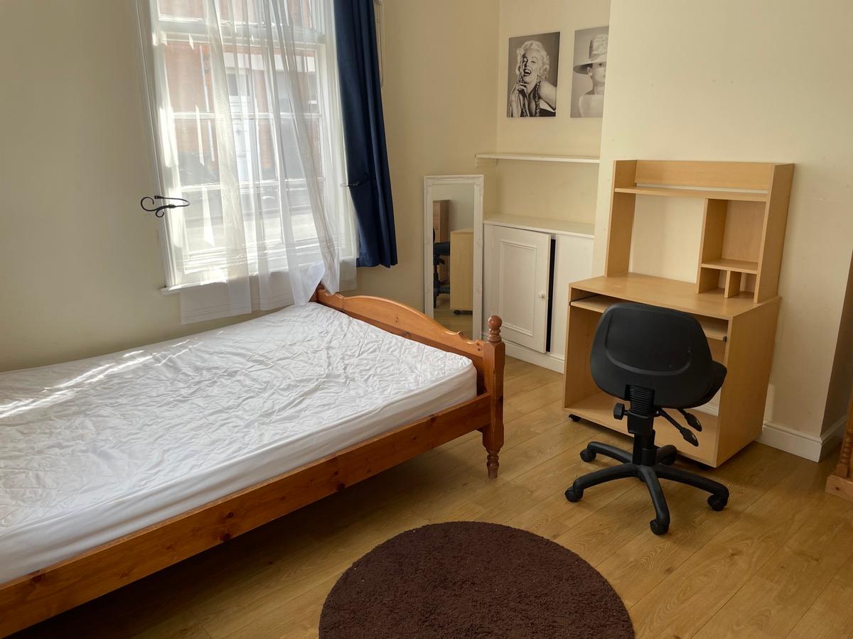 3 bedroom house for rent Cecil Street, Derby, DE22 3GP UniHomes