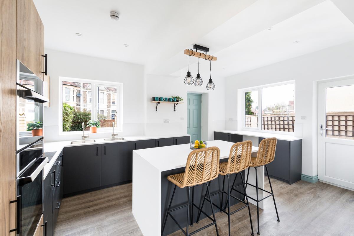 8 bedroom house for rent Downend Road, Bristol, BS16 5UF UniHomes