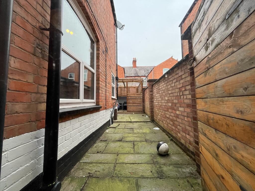 4 bedroom house for rent Upperton Road, Leicester, LE3 0HF UniHomes