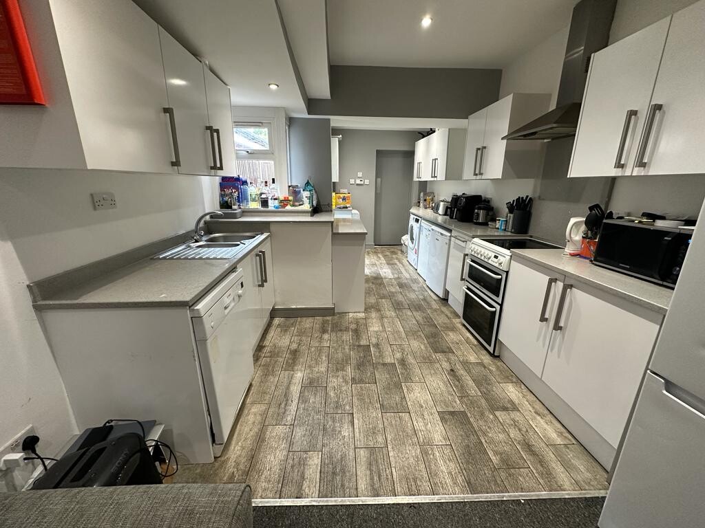 6 bedroom house for rent Tiverton Road, Birmingham, B29 6DA UniHomes