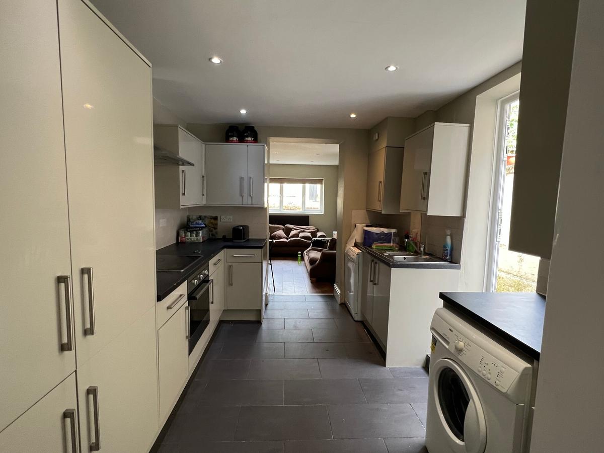 6 bedroom house for rent Arlington Road, Bath, BA2 3PG UniHomes