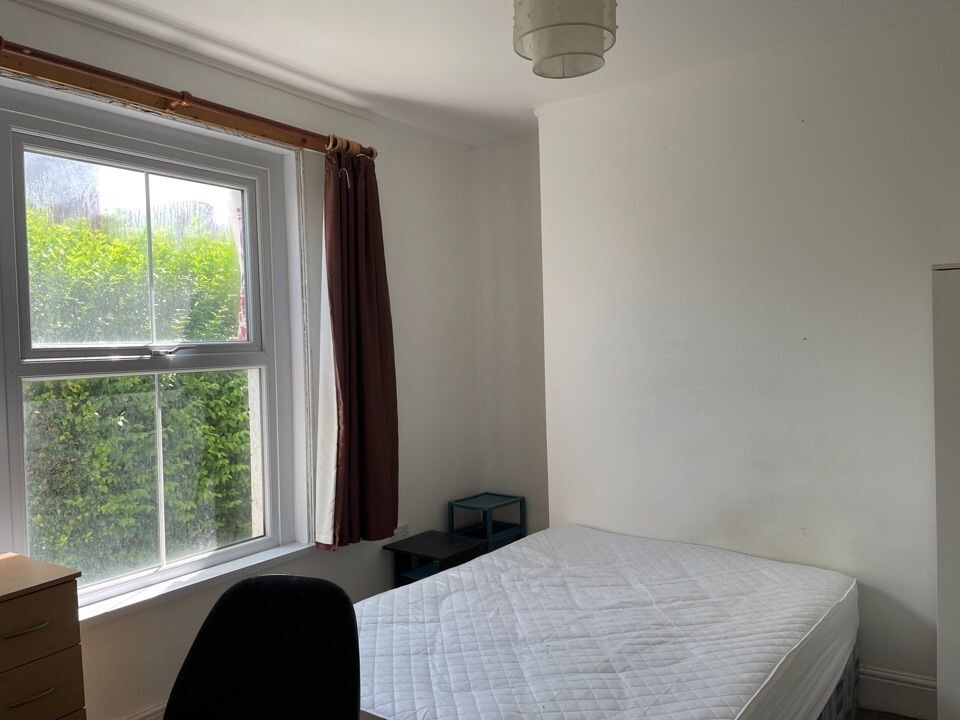 4 bedroom house for rent Waterloo Place Swansea, SA2 0DE UniHomes