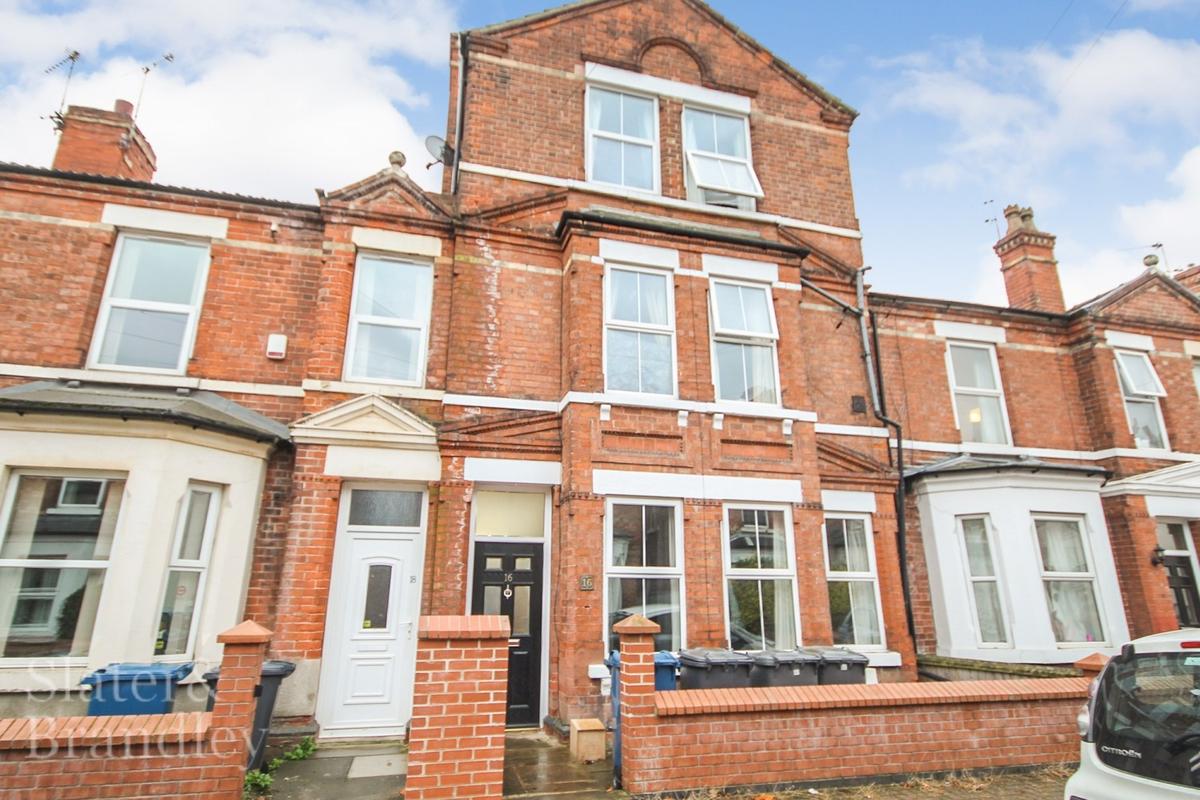 7 bedroom house on Rushworth Avenue, West Bridgford, Nottingham