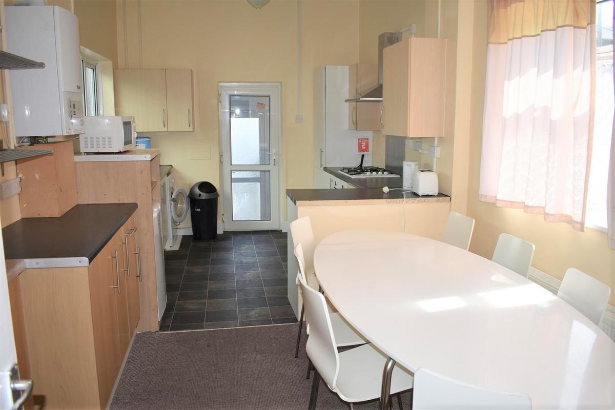 5 bedroom house for rent St. Andrews Road, Portsmouth, PO5 1EX UniHomes