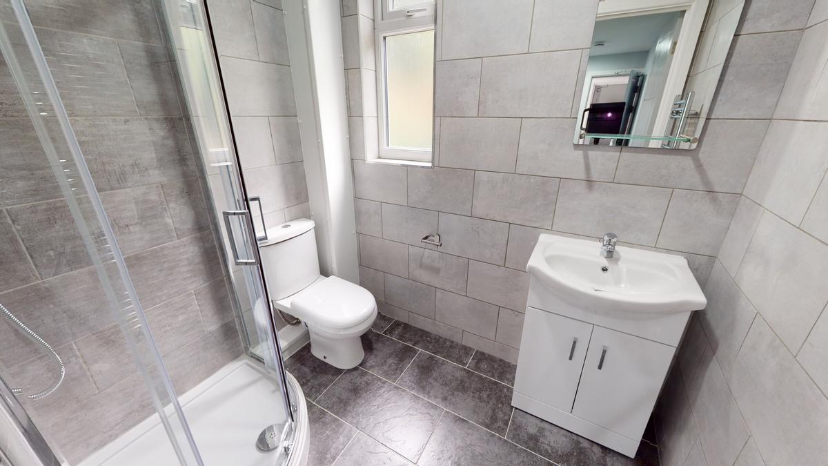 6 bedroom house for rent Heeley Road, Birmingham, B29 6EL UniHomes