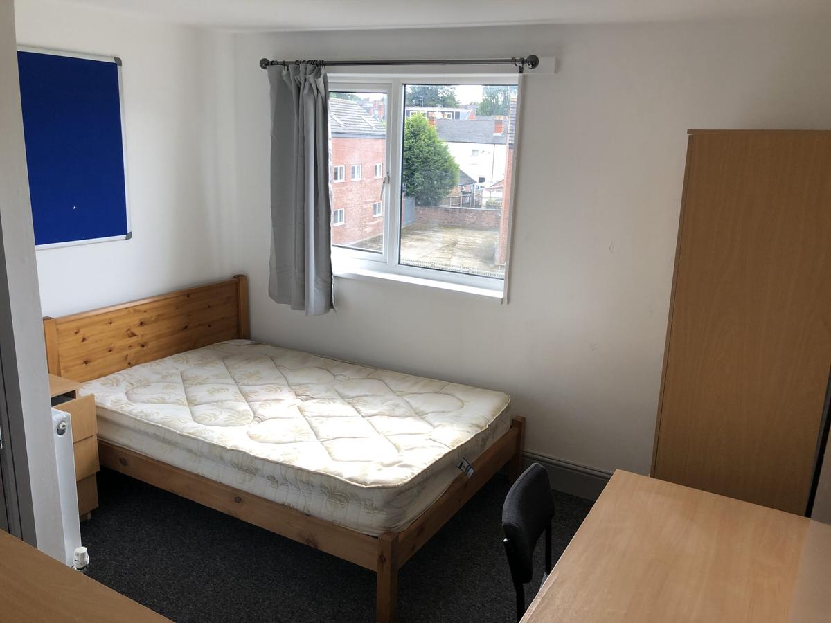 5 bedroom house for rent Harrow Road, Birmingham, B29 7DN UniHomes