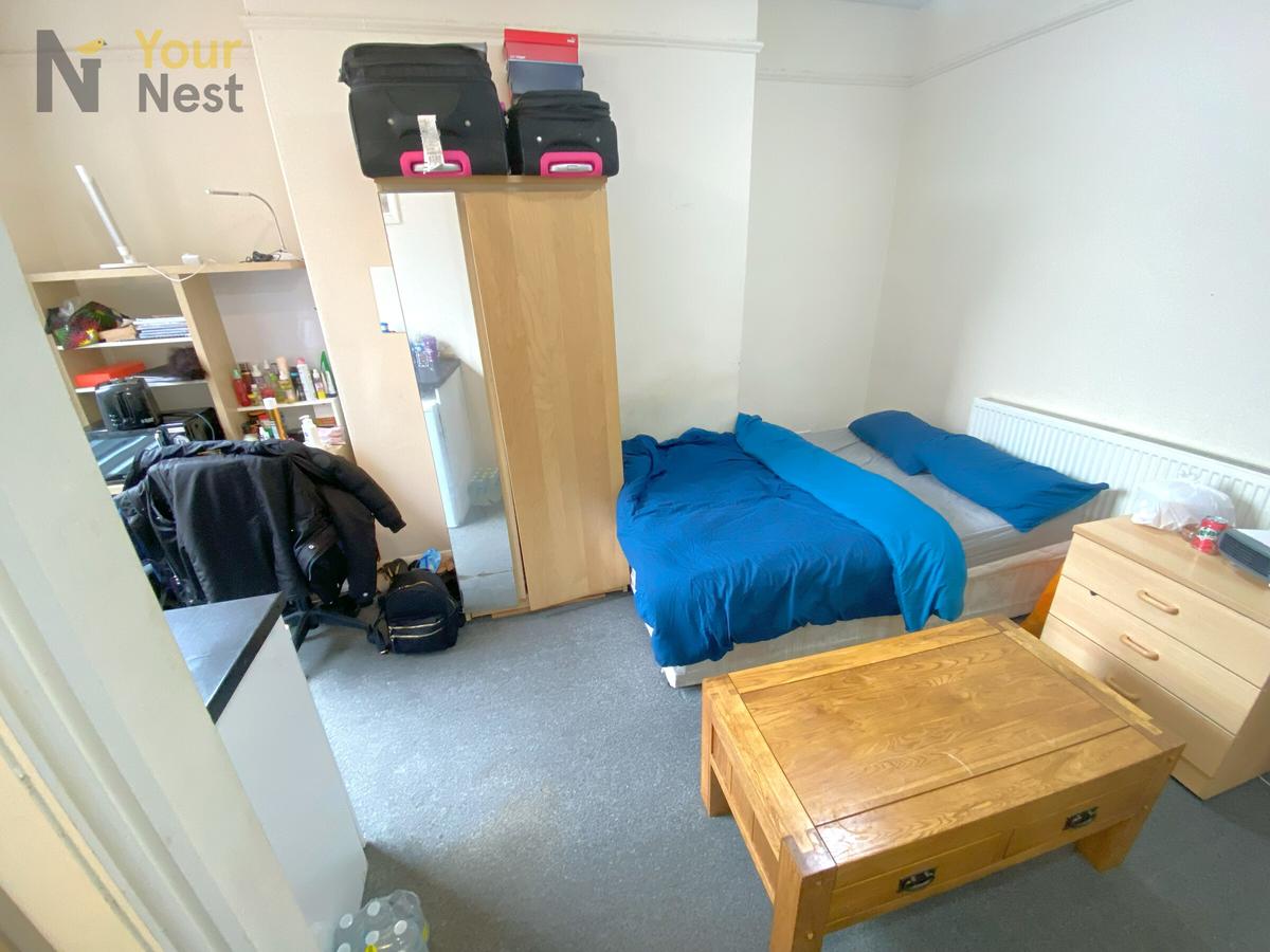 1 bedroom apartment for rent Hyde Park Road, Leeds, LS6 1AH UniHomes