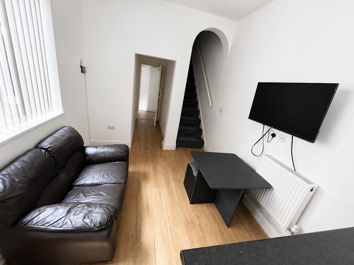 6 bedroom house on Boughey Road, Shelton, Stoke-on-Trent