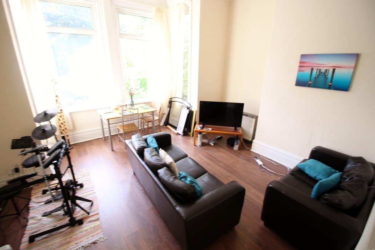 2 bedroom apartment for rent Cardigan Road, Leeds, LS6 1EB UniHomes