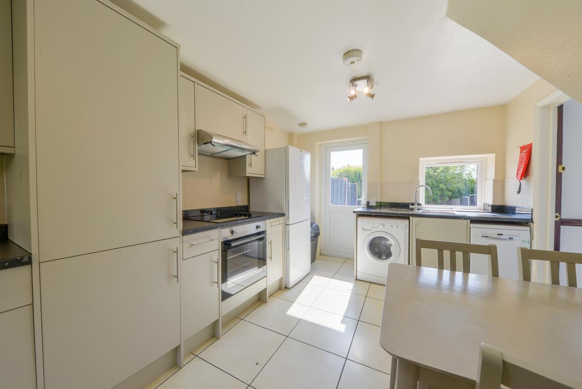 4 bedroom house for rent Willow Way, Hertfordshire, AL10 9QF UniHomes