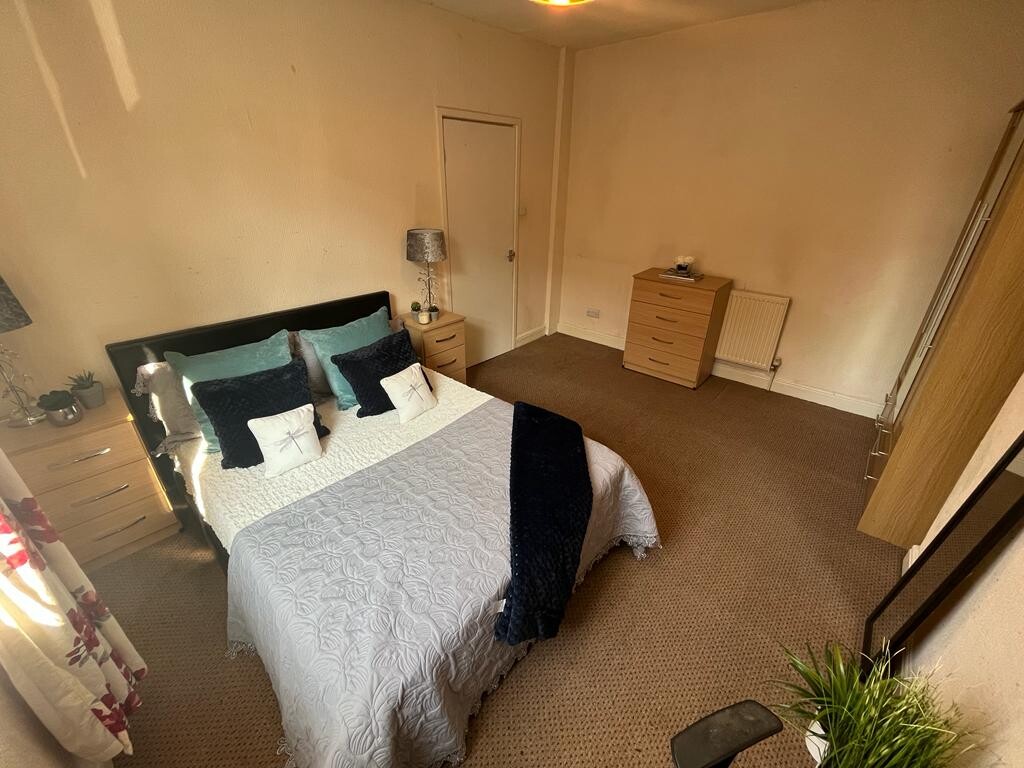 2 bedroom house for rent Glebe Avenue, Leeds, LS5 3NN UniHomes