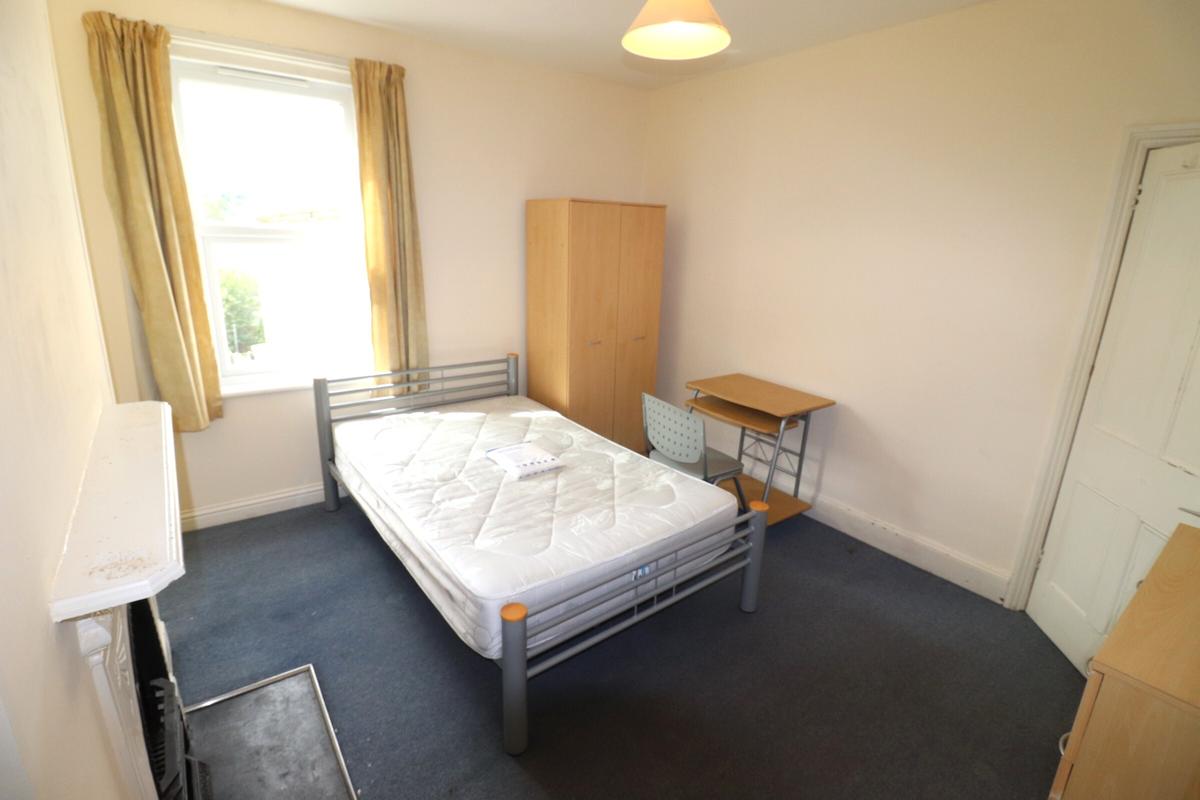 4 bedroom house for rent Ashley Terrace, Bath, BA1 3DP UniHomes