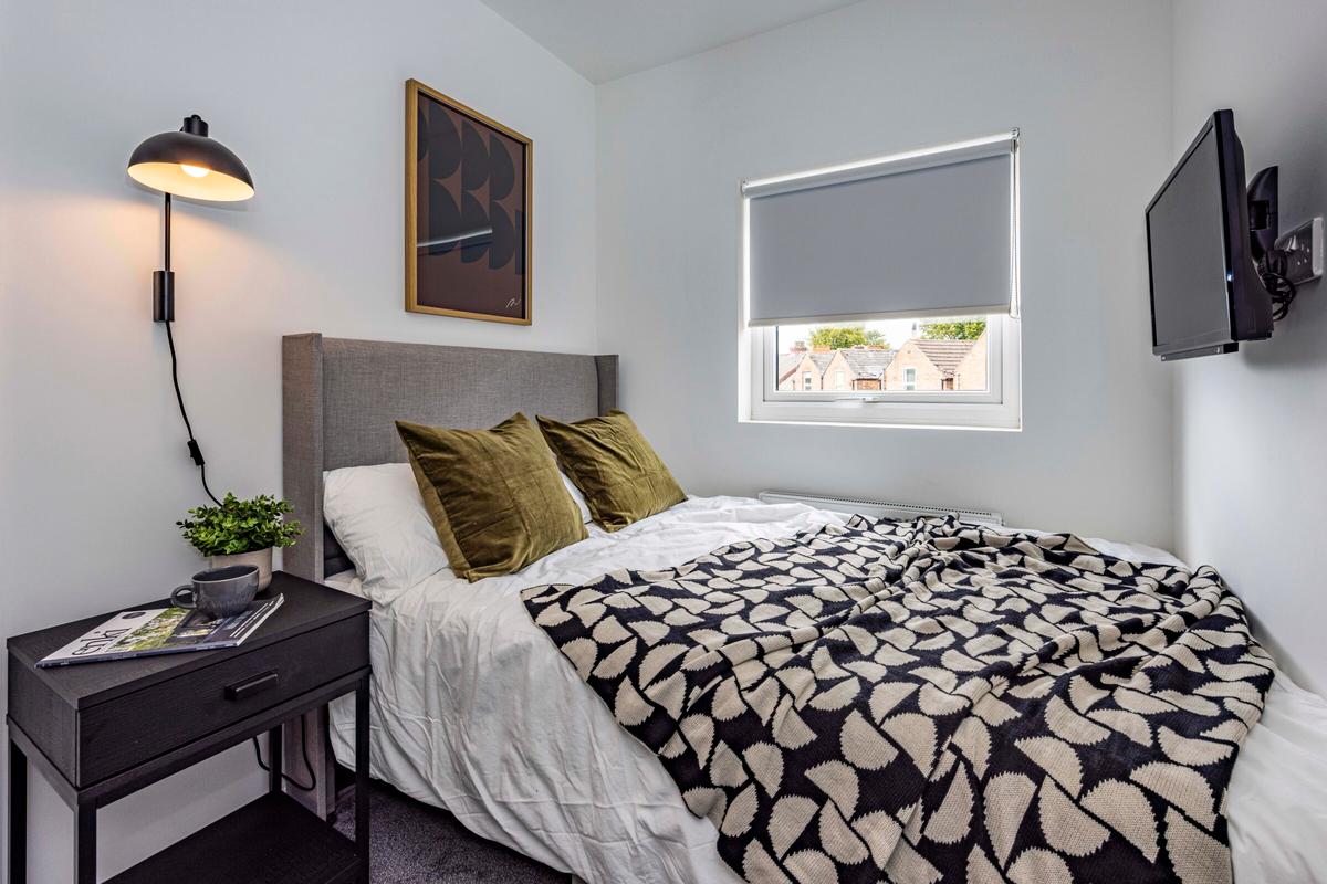 6 bedroom house on Montpellier Road, Dunkirk, Nottingham