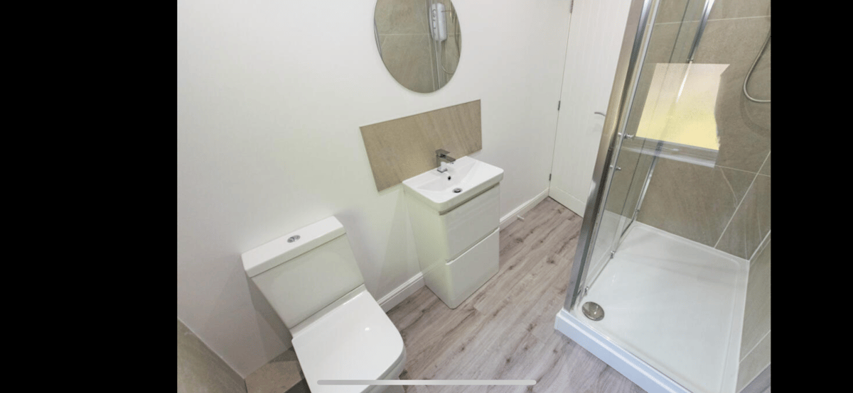 6 bedroom house for rent Royal Park Grove Leeds, LS6 1HQ UniHomes