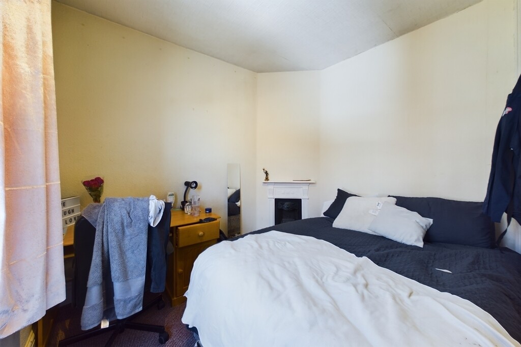 4 bedroom house for rent Kenilworth Road, Southampton, SO15 2GD UniHomes