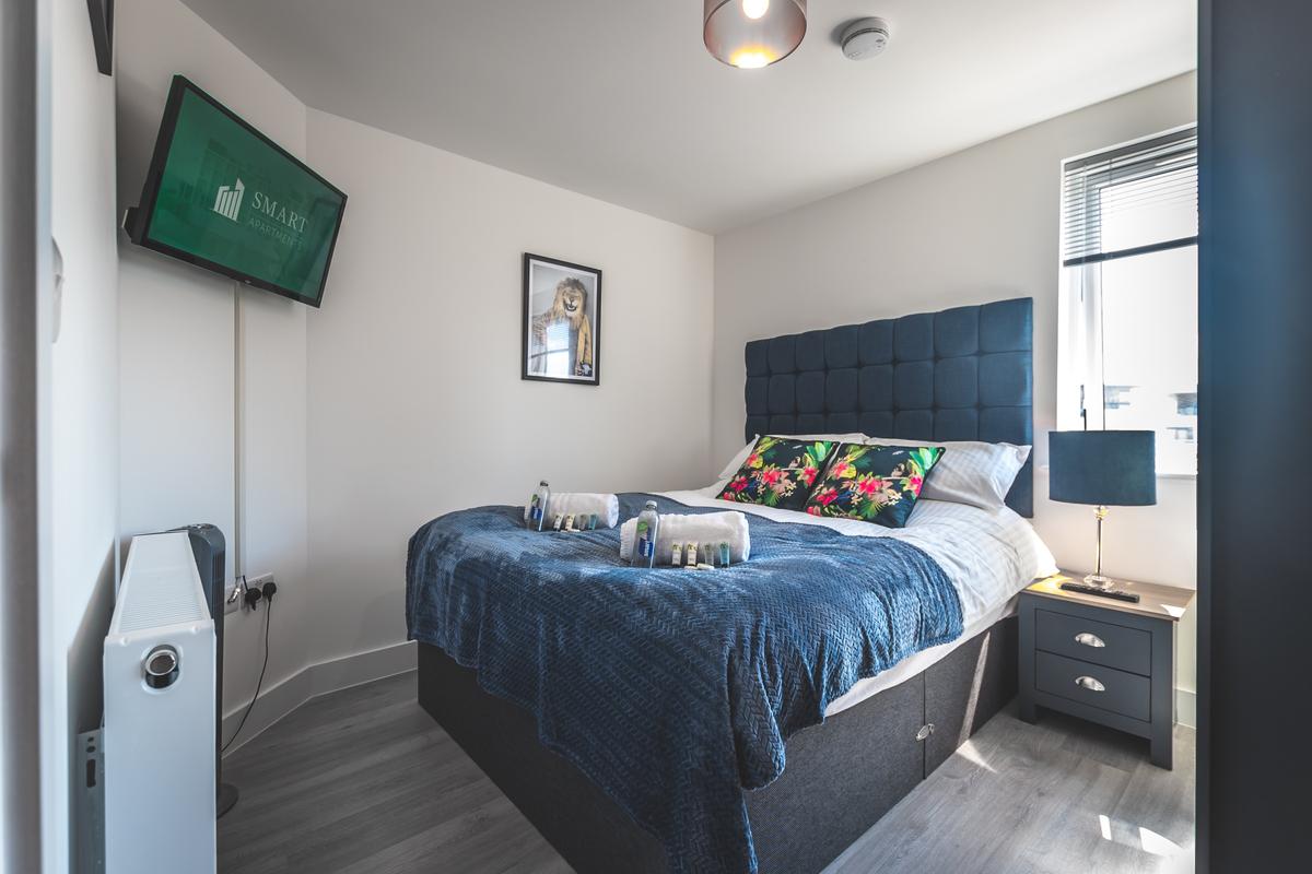 2 bedroom apartment on Atlantic Mansions 151 Albert Road South, City Centre, Southampton