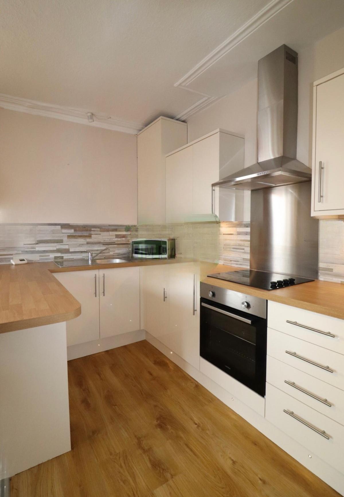 3 bedroom apartment for rent Cardigan Road, Leeds, LS6 1LU UniHomes