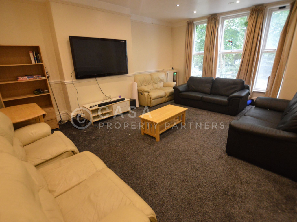 12 bedroom house for rent North Grange Road, Leeds, LS6 2BR UniHomes